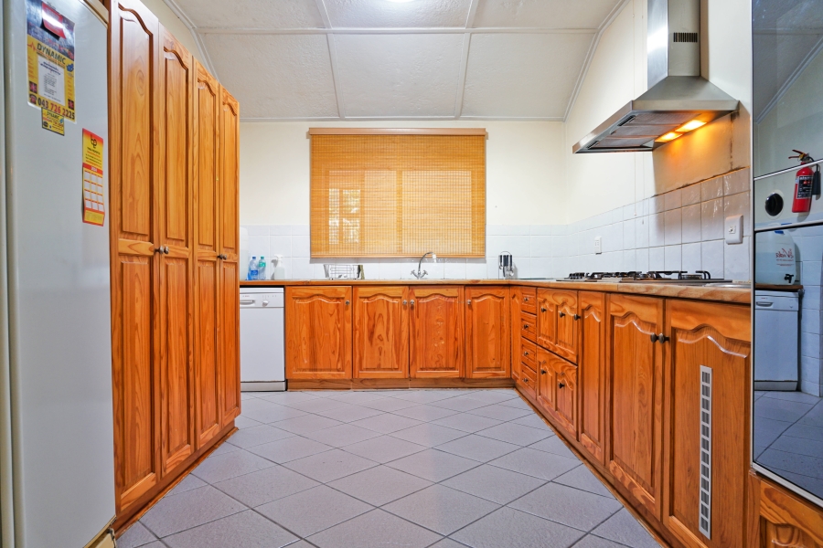 7 Bedroom Property for Sale in Nahoon Eastern Cape